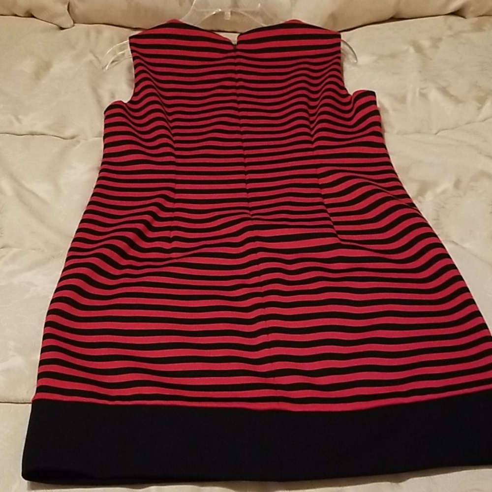 Dress - Picture 4 of 5